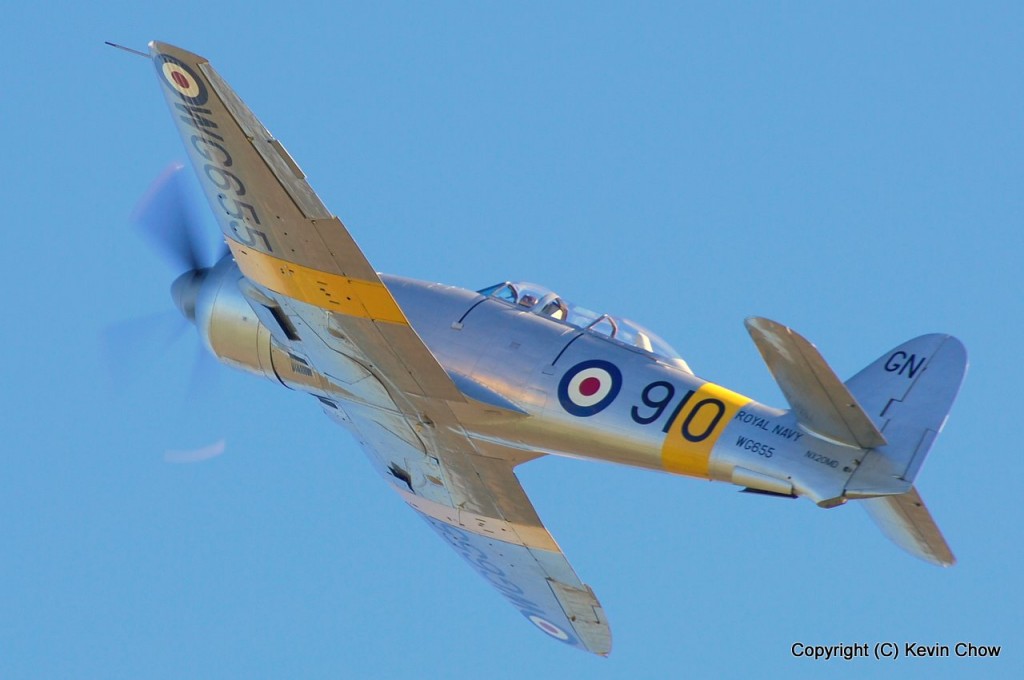 This Sea Fury is good for two. (Nikkor 70-300, 200mm, f/7.1, 1/200s)